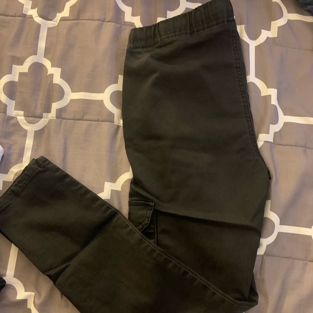 Black cargo pants
